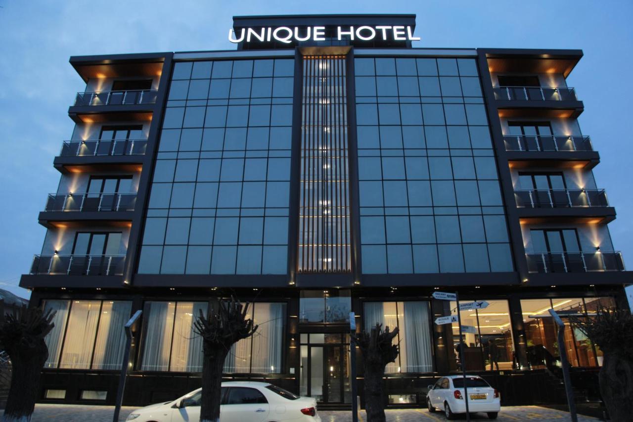 Unique Hotel Tashkent Esterno foto
