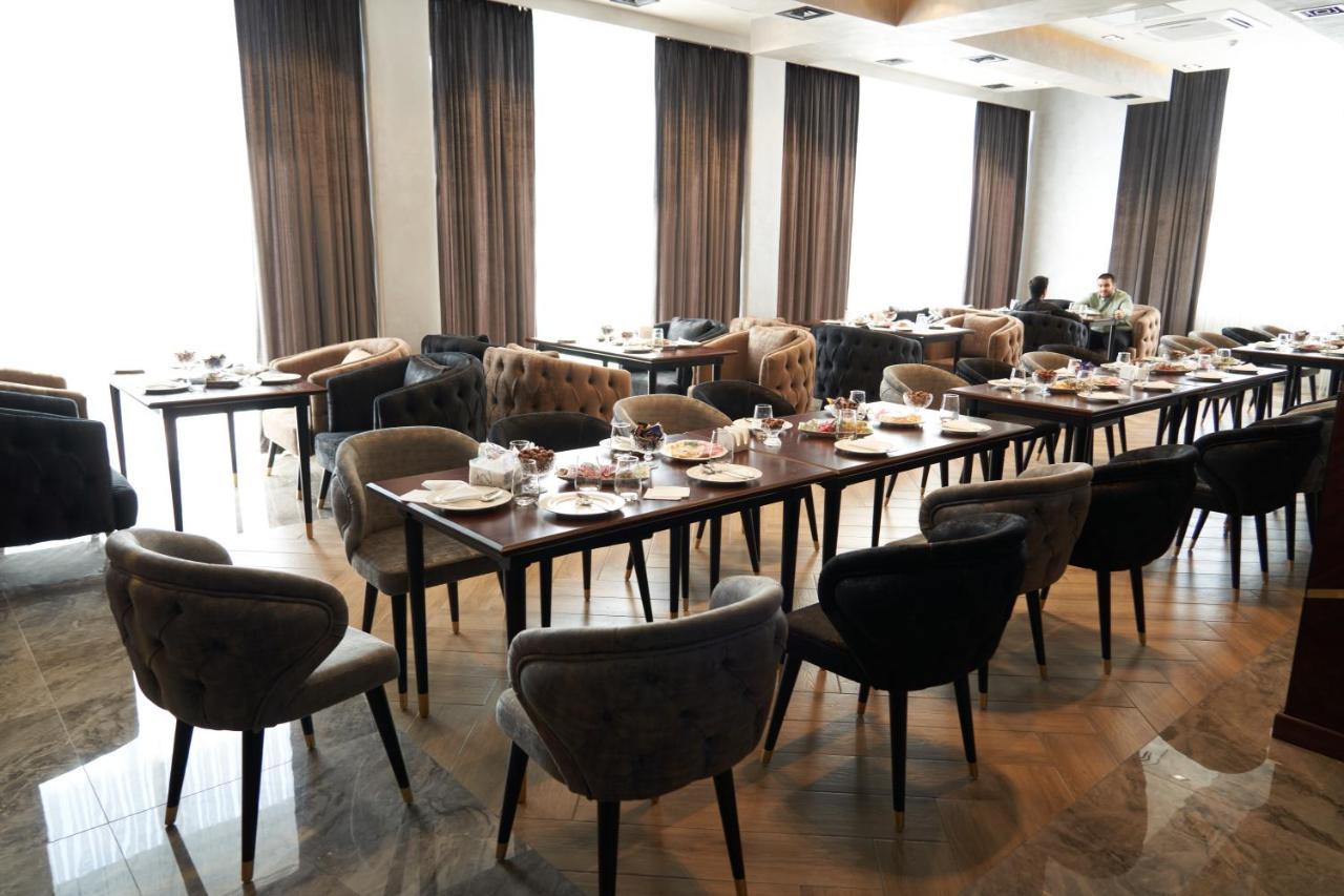 Unique Hotel Tashkent Esterno foto