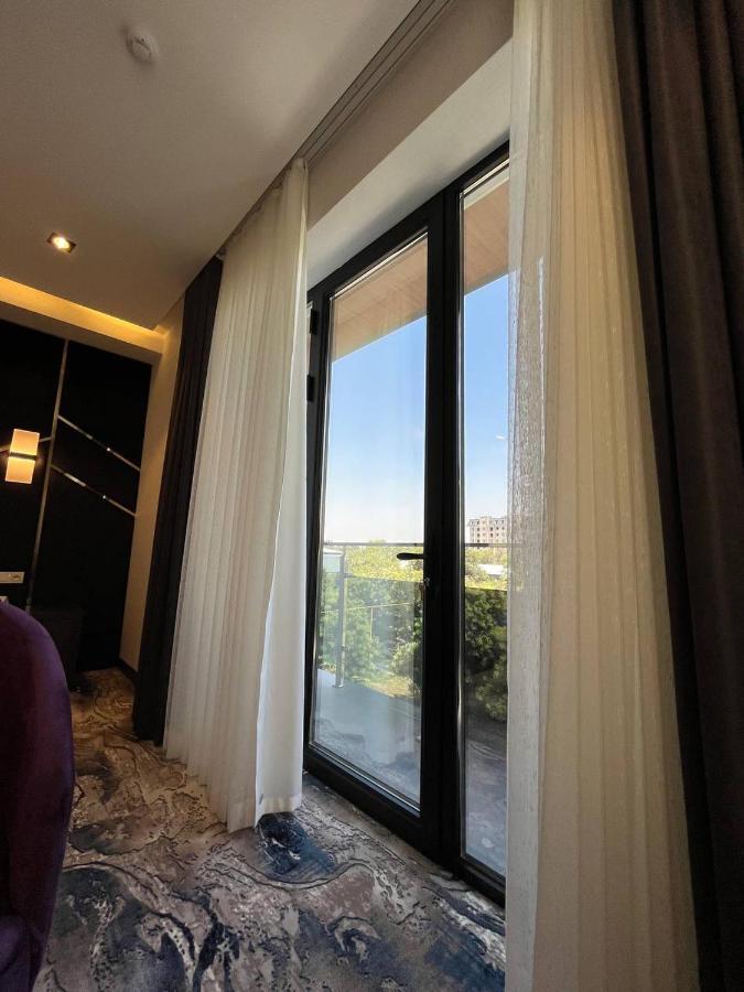 Unique Hotel Tashkent Esterno foto