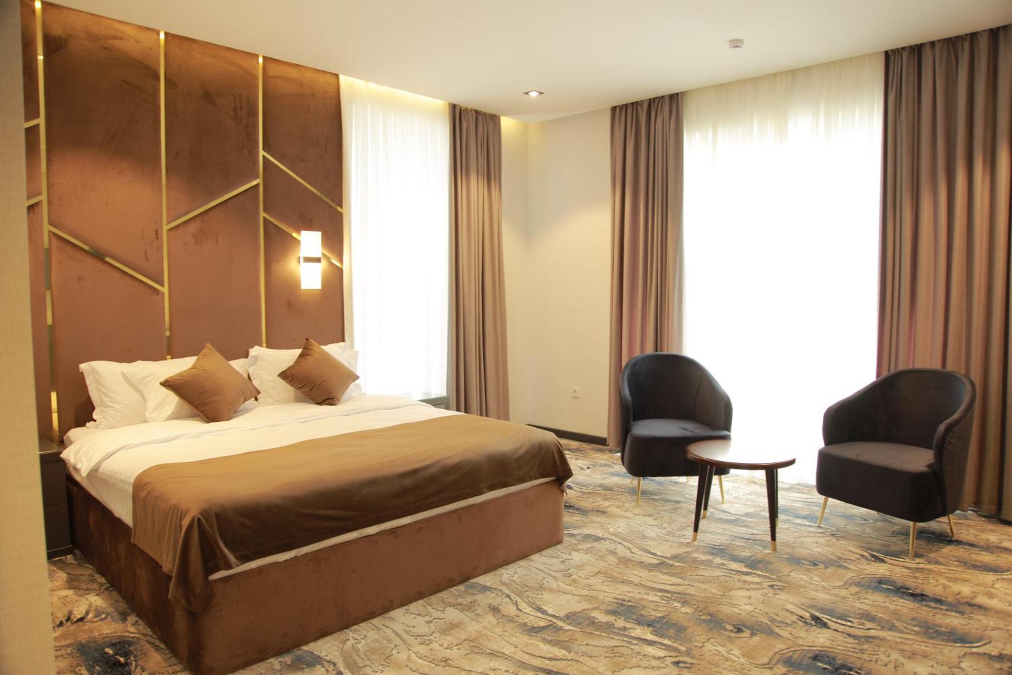 Unique Hotel Tashkent Esterno foto